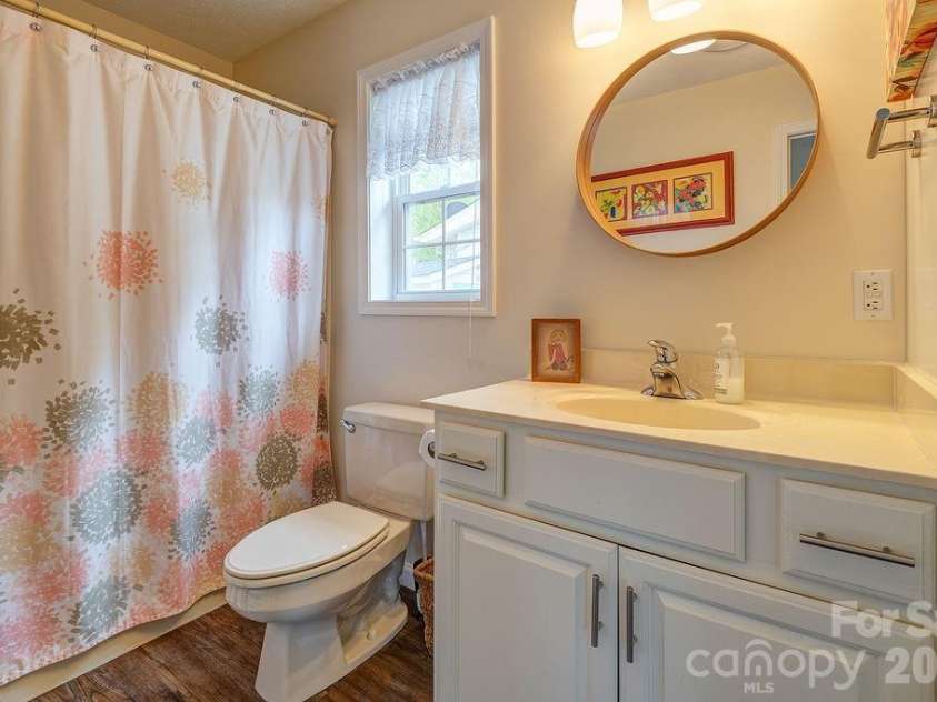101 Strollers Lane, Waynesville, NC 28785.  MLS# CAR4373889, YatesRealty ID 19338. 