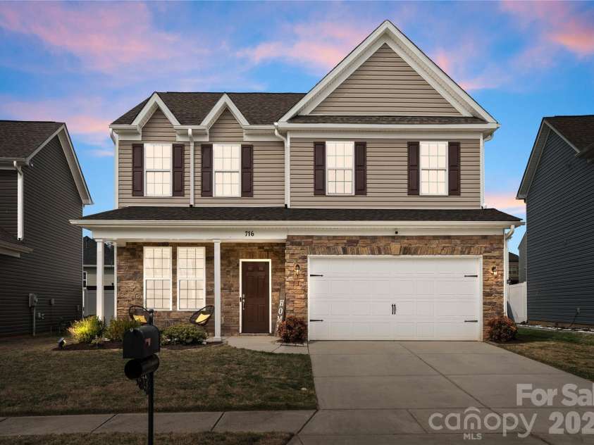716 Robert Moses Drive, Gastonia, NC 28056.  MLS# CAR4360645, YatesRealty ID 19339. 