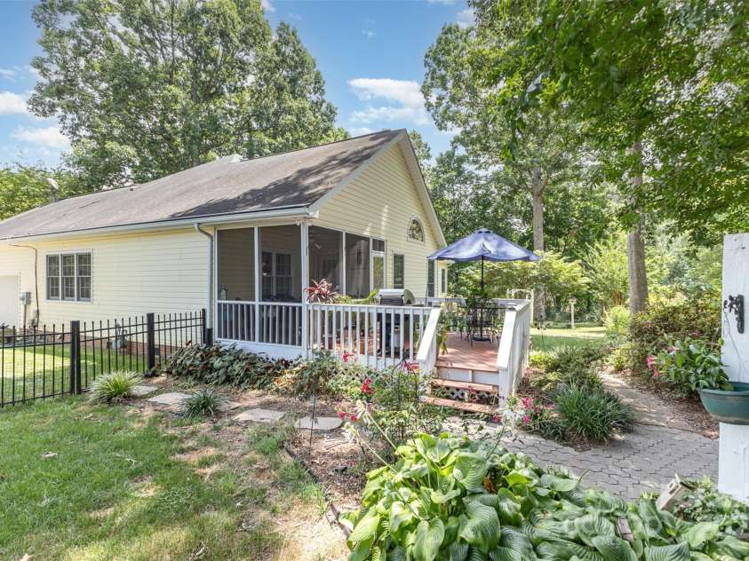 101 Citation Lane, Gastonia, NC 28056.  MLS# CAR4279144, YatesRealty ID 1934. 