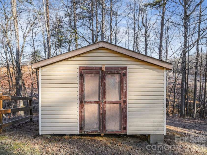 10351 Fink Road, Mount Pleasant, NC 28124.  MLS# CAR4339821, YatesRealty ID 1934. 