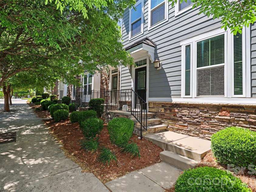 11221 Bryton Parkway, Huntersville, NC 28078.  MLS# CAR4375825, YatesRealty ID 19341. 