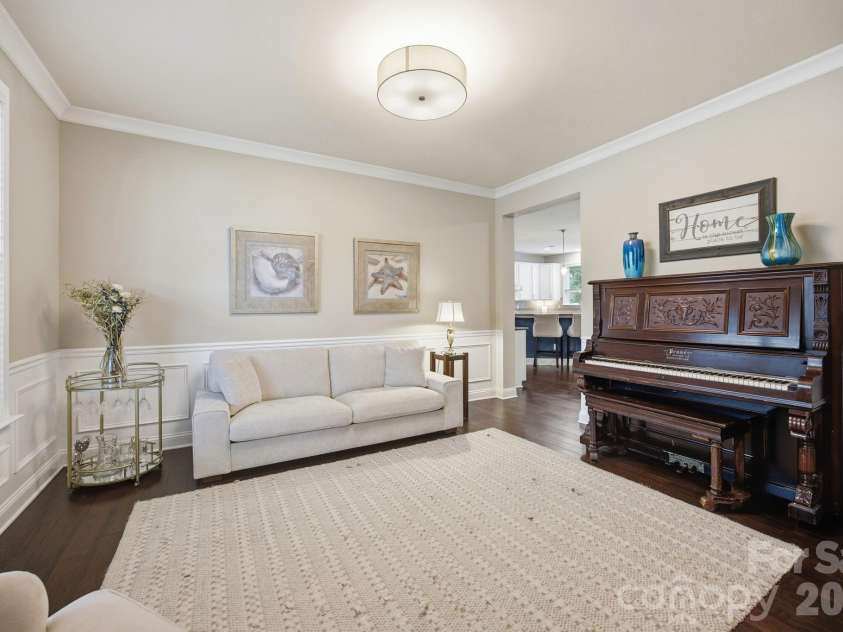 7223 Old Valley Way, Harrisburg, NC 28075.  MLS# CAR4378364, YatesRealty ID 19342. Formal Dining Room