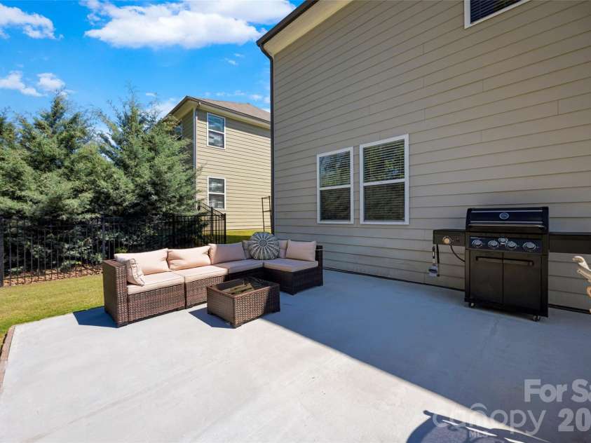 2233 Sussex Road, York, SC 29745.  MLS# CAR4378476, YatesRealty ID 19343. 