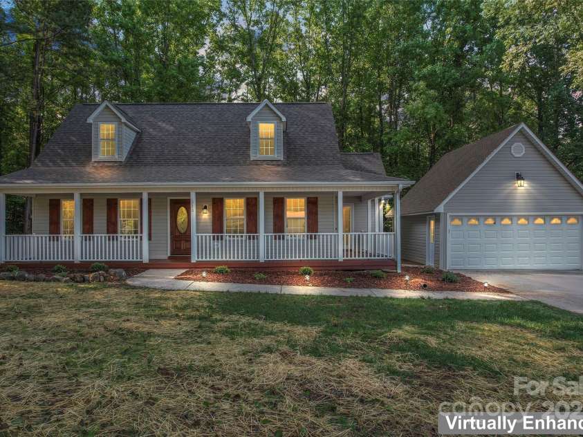 370 Shannon Drive, Lexington, NC 27292.  MLS# CAR4270875, YatesRealty ID 19344. 