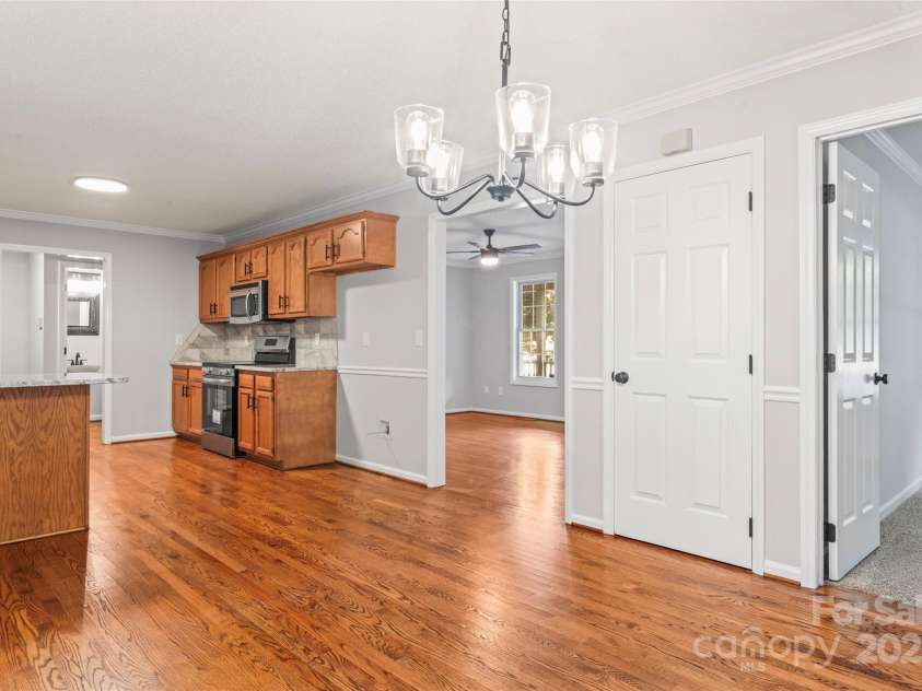 370 Shannon Drive, Lexington, NC 27292.  MLS# CAR4270875, YatesRealty ID 19344. 