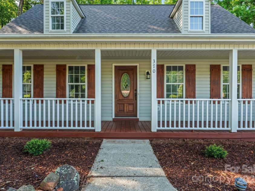370 Shannon Drive, Lexington, NC 27292.  MLS# CAR4270875, YatesRealty ID 19344. 