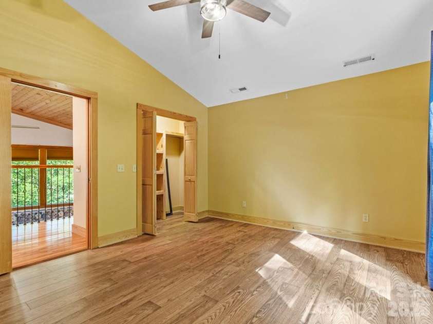 52 Mountain Park Drive, Mars Hill, NC 28754.  MLS# CAR4378084, YatesRealty ID 19344. 