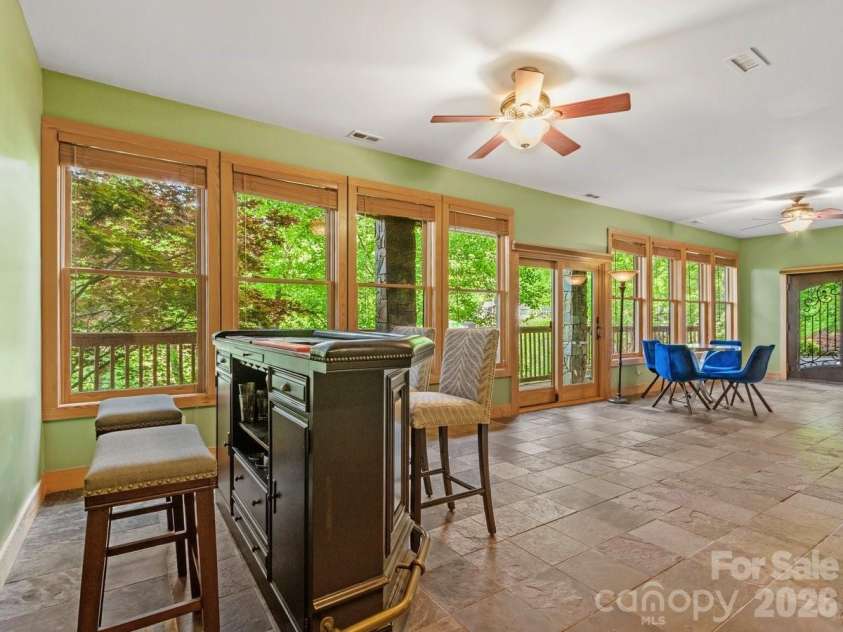 52 Mountain Park Drive, Mars Hill, NC 28754.  MLS# CAR4378084, YatesRealty ID 19344. 