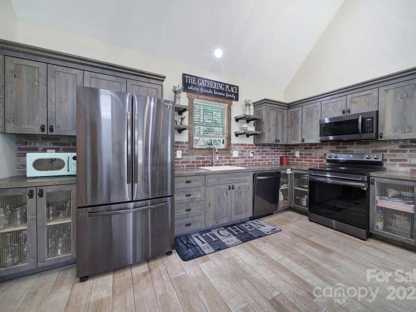 4592 Reid Road, Edgemoor, SC 29712.  MLS# CAR4270874, YatesRealty ID 19345. 