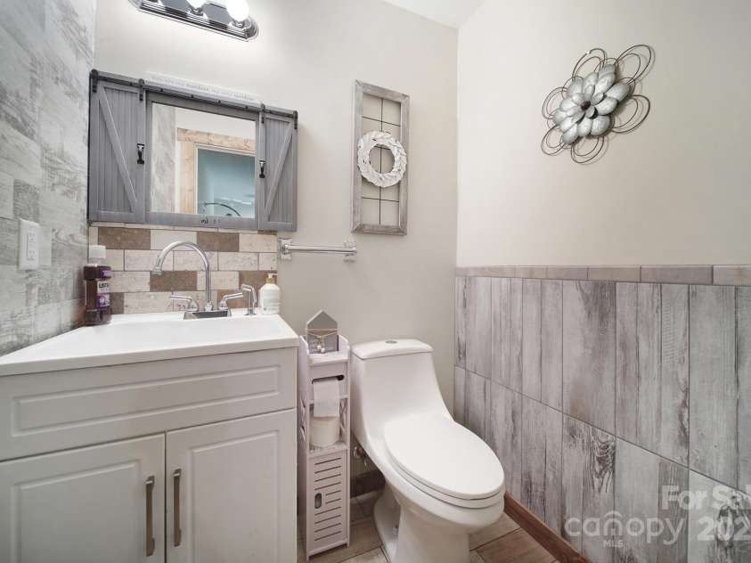 4592 Reid Road, Edgemoor, SC 29712.  MLS# CAR4270874, YatesRealty ID 19345. 