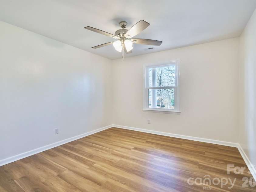 1254 Huckleberry Drive, Lincolnton, NC 28092.  MLS# CAR4377387, YatesRealty ID 19347. 