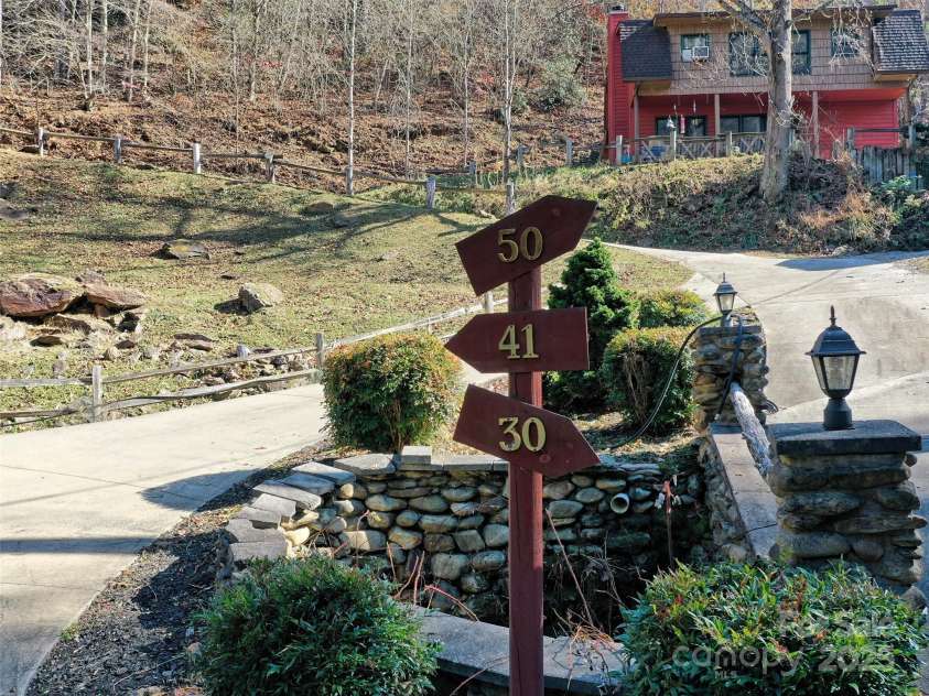 50 Cottontail Lane, Canton, NC 28716.  MLS# CAR4232264, YatesRealty ID 1935. 