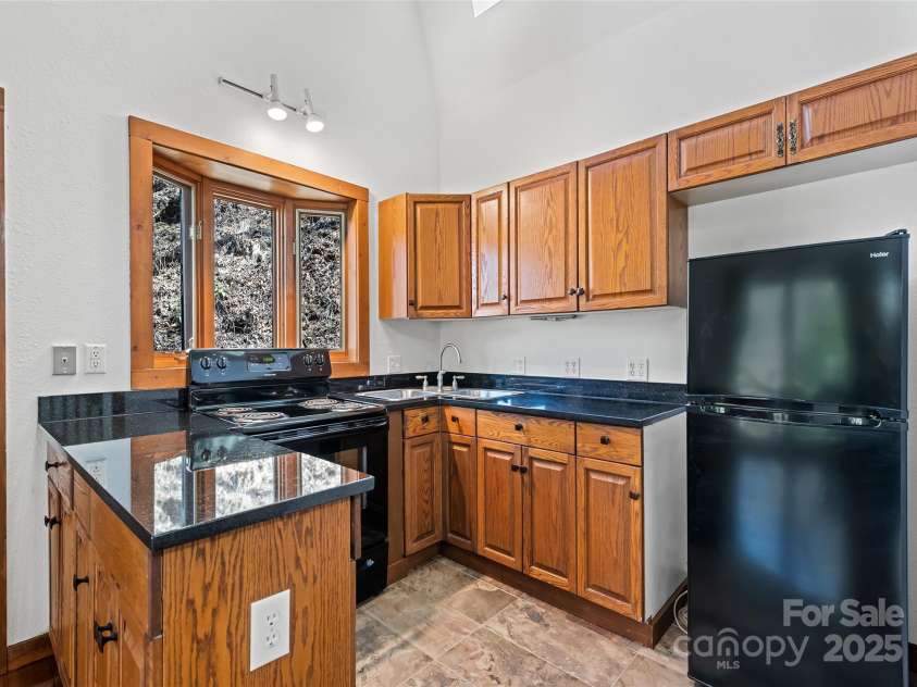 50 Cottontail Lane, Canton, NC 28716.  MLS# CAR4232264, YatesRealty ID 1935. 