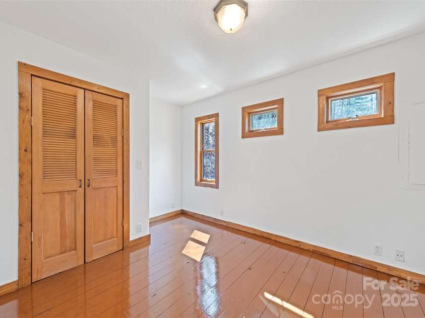 50 Cottontail Lane, Canton, NC 28716.  MLS# CAR4232264, YatesRealty ID 1935. 