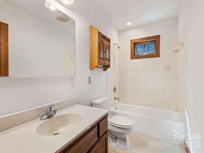 50 Cottontail Lane, Canton, NC 28716.  MLS# CAR4232264, YatesRealty ID 1935. 