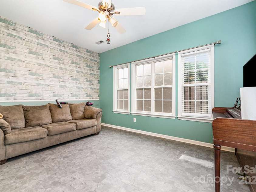 98 Poplar Woods Drive, Concord, NC 28027.  MLS# CAR4280697, YatesRealty ID 1935. 