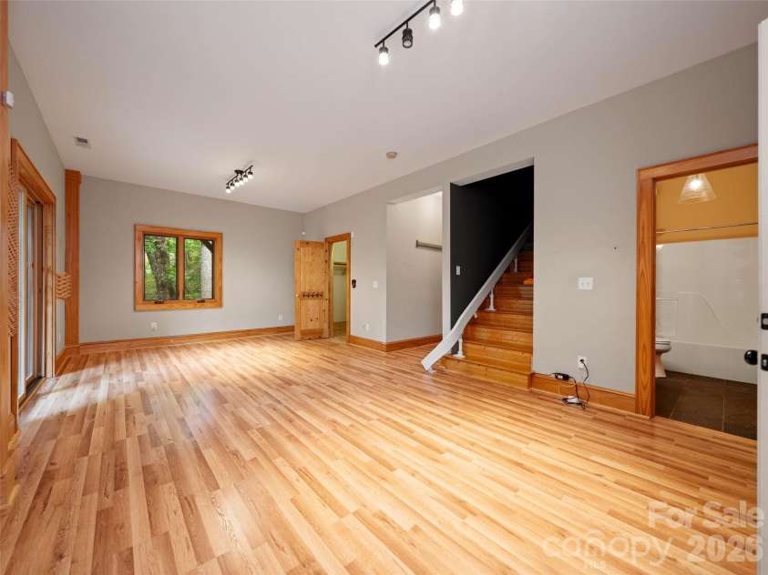 82 Red Oak Drive, Mills River, NC 28759.  MLS# CAR4376233, YatesRealty ID 19351. 