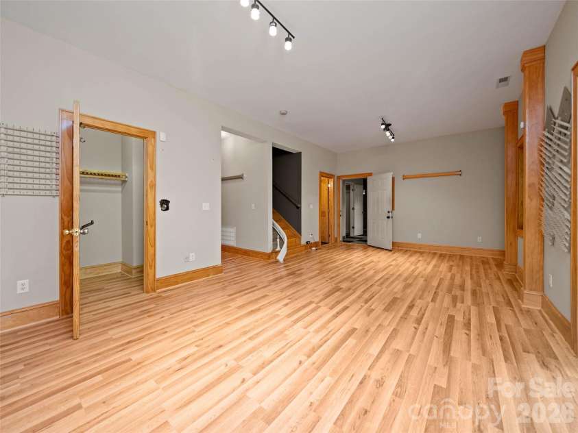 82 Red Oak Drive, Mills River, NC 28759.  MLS# CAR4376233, YatesRealty ID 19351. 