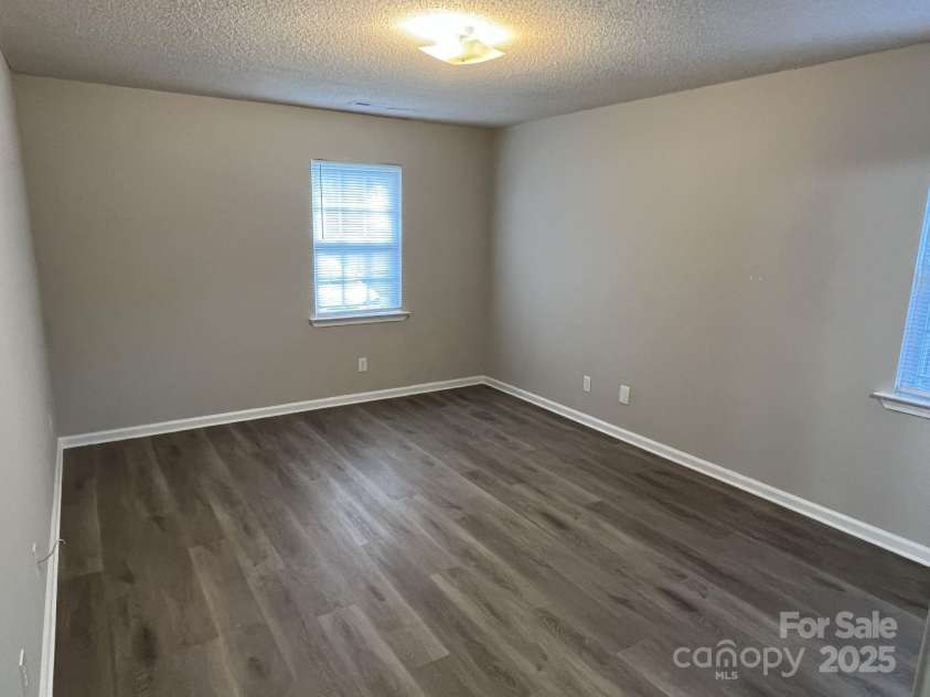 1714 Maribel Avenue, Charlotte, NC 28216.  MLS# CAR4271055, YatesRealty ID 19353. 