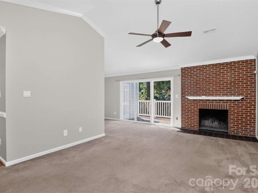9234 Kings Canyon Drive, Charlotte, NC 28210.  MLS# CAR4374803, YatesRealty ID 19354. 