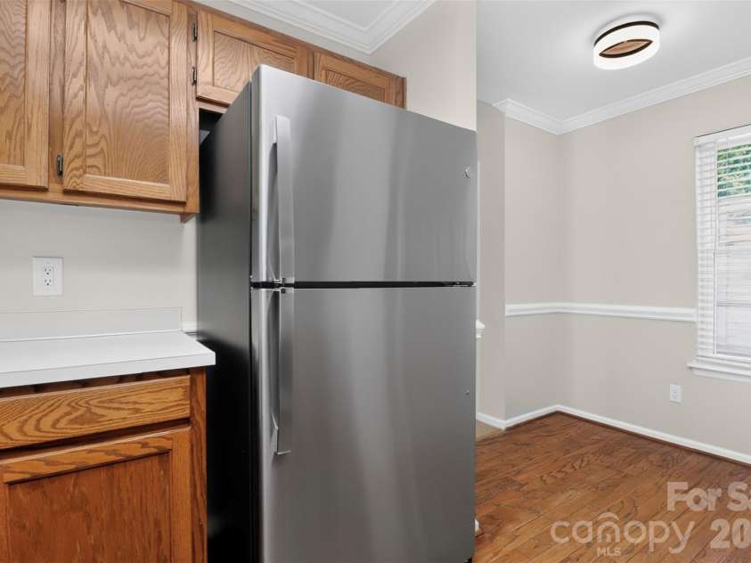 9234 Kings Canyon Drive, Charlotte, NC 28210.  MLS# CAR4374803, YatesRealty ID 19354. 