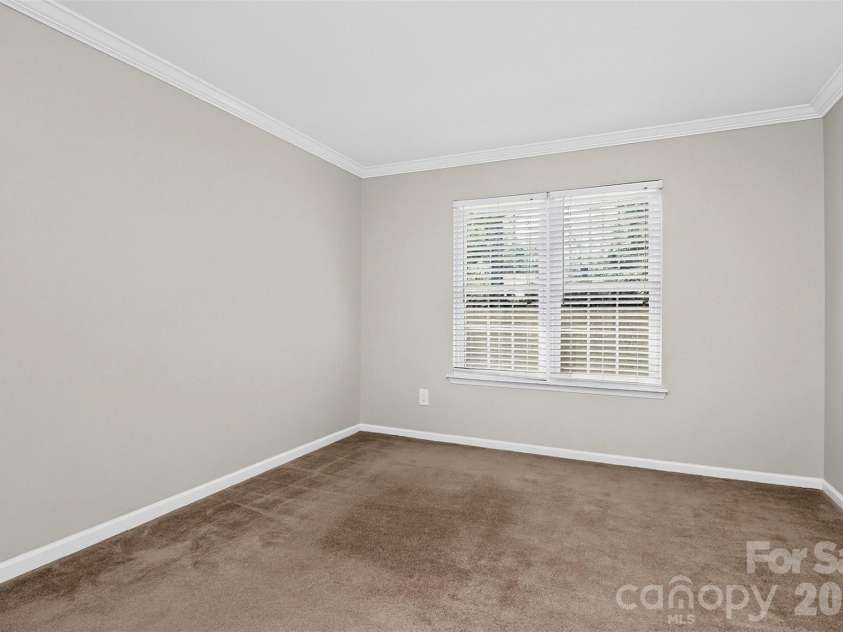 9234 Kings Canyon Drive, Charlotte, NC 28210.  MLS# CAR4374803, YatesRealty ID 19354. 