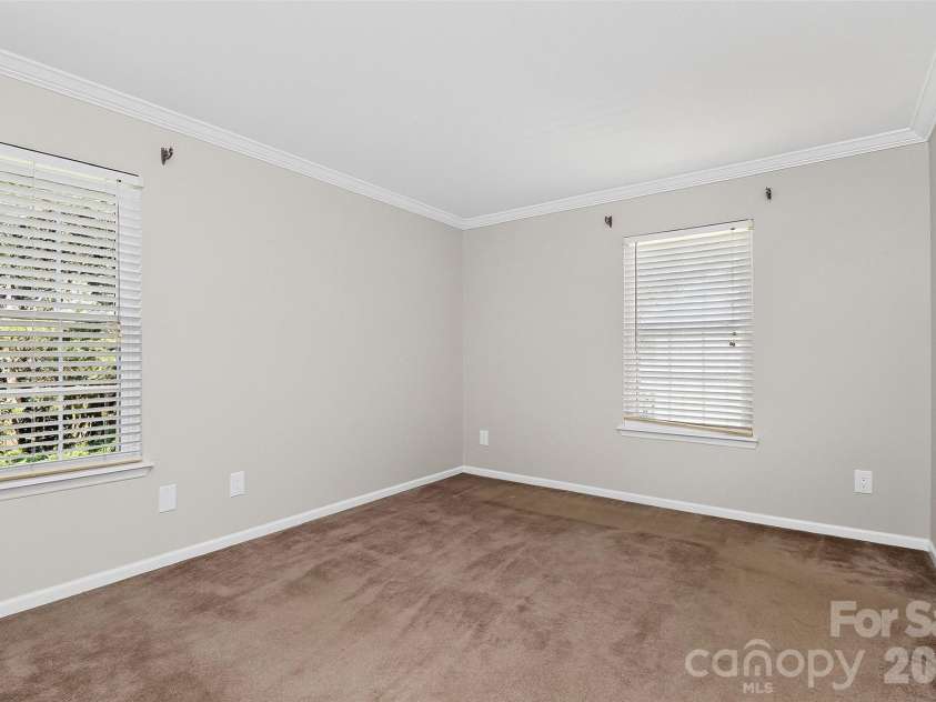 9234 Kings Canyon Drive, Charlotte, NC 28210.  MLS# CAR4374803, YatesRealty ID 19354. Primary Bedroom