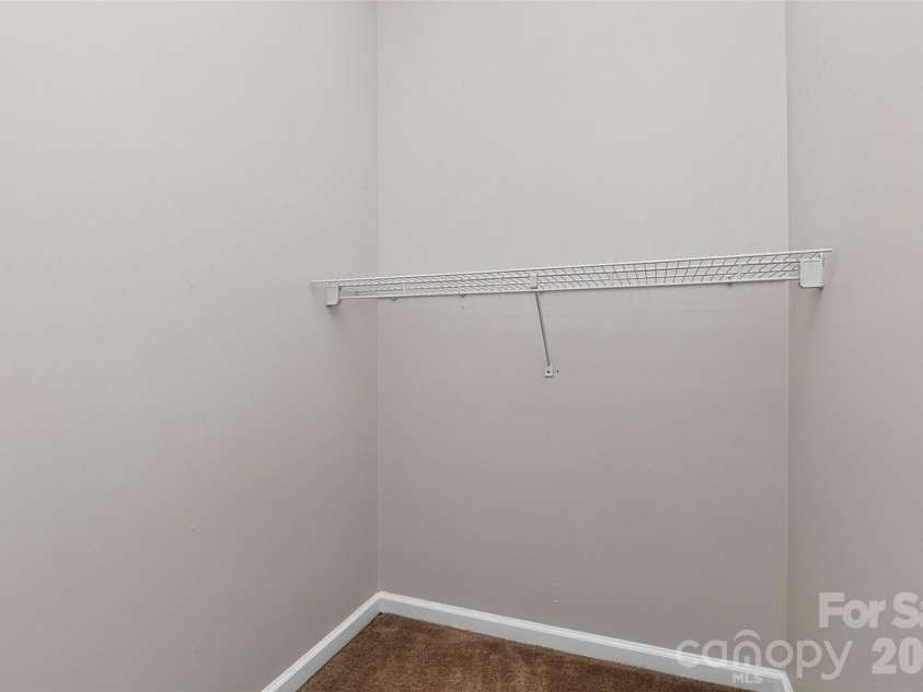 9234 Kings Canyon Drive, Charlotte, NC 28210.  MLS# CAR4374803, YatesRealty ID 19354. Walk in Closet