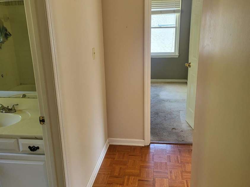 1022 Balsam Terrace, Charlotte, NC 28214.  MLS# CAR4374844, YatesRealty ID 19355. 