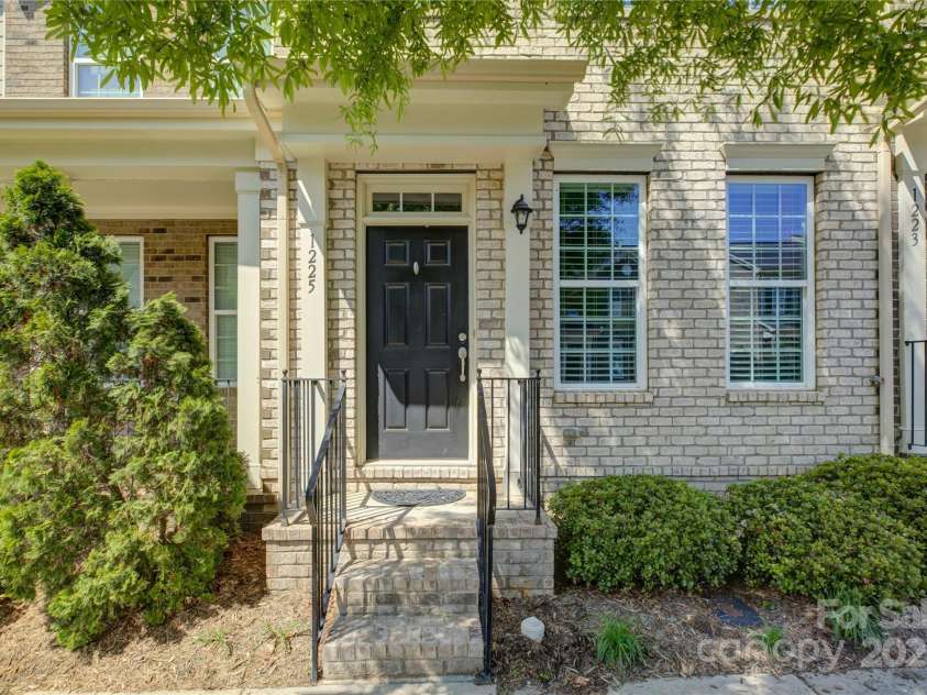 1225 Assembly Street, Belmont, NC 28012.  MLS# CAR4263896, YatesRealty ID 19356. 