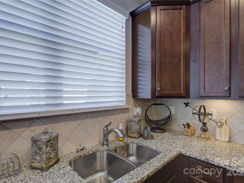 1225 Assembly Street, Belmont, NC 28012.  MLS# CAR4263896, YatesRealty ID 19356. 