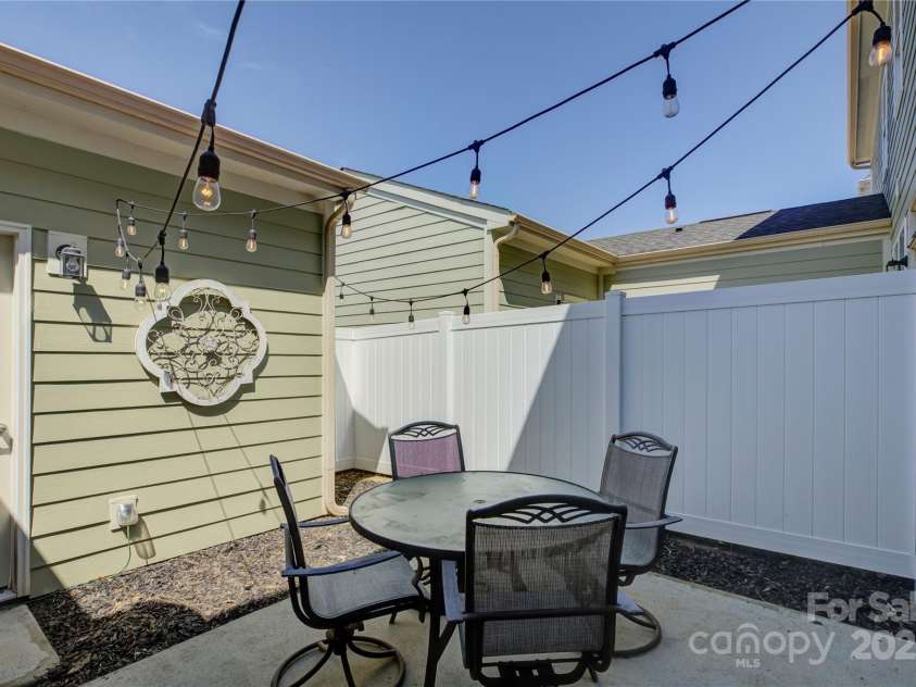 1225 Assembly Street, Belmont, NC 28012.  MLS# CAR4263896, YatesRealty ID 19356. 