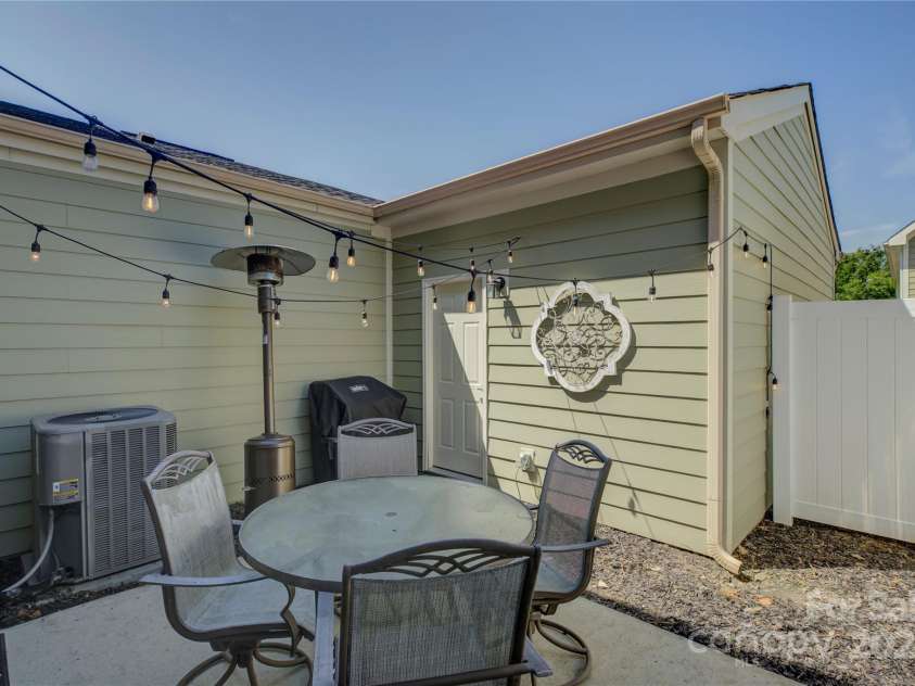 1225 Assembly Street, Belmont, NC 28012.  MLS# CAR4263896, YatesRealty ID 19356. 