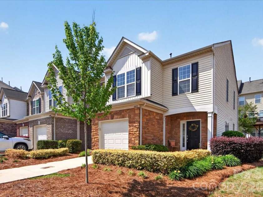 6453 Silver Star Lane, Charlotte, NC 28210.  MLS# CAR4374922, YatesRealty ID 19358. 