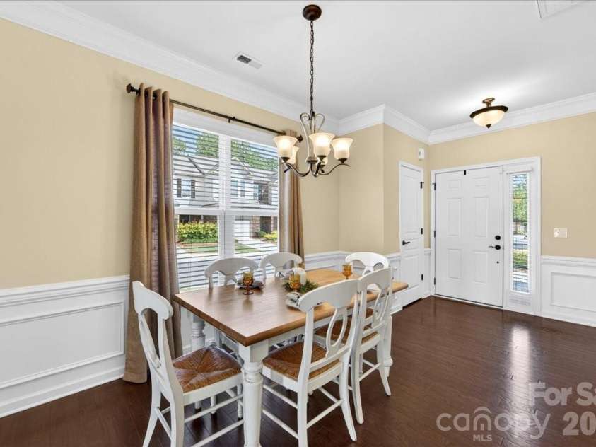 6453 Silver Star Lane, Charlotte, NC 28210.  MLS# CAR4374922, YatesRealty ID 19358. 