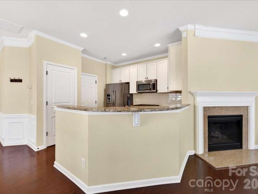 6453 Silver Star Lane, Charlotte, NC 28210.  MLS# CAR4374922, YatesRealty ID 19358. 