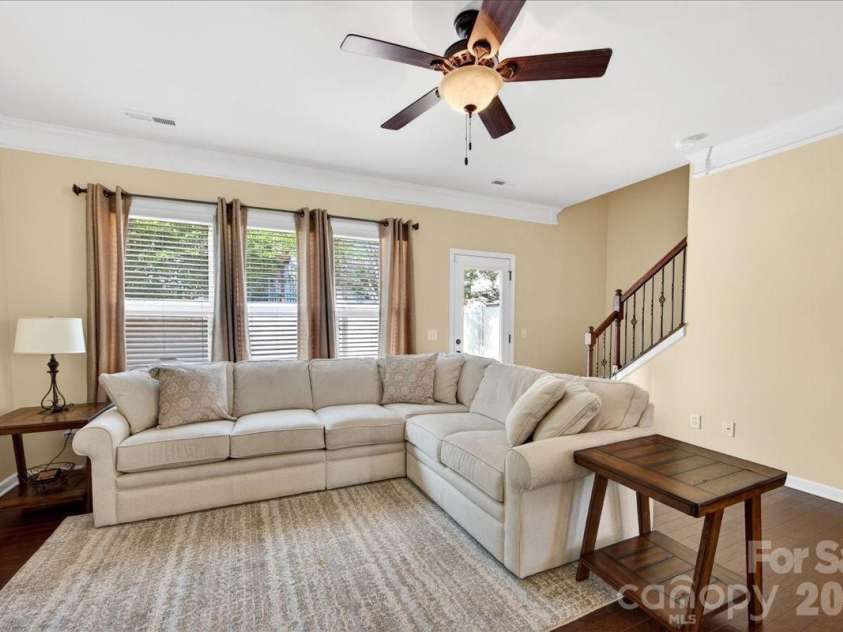 6453 Silver Star Lane, Charlotte, NC 28210.  MLS# CAR4374922, YatesRealty ID 19358. 