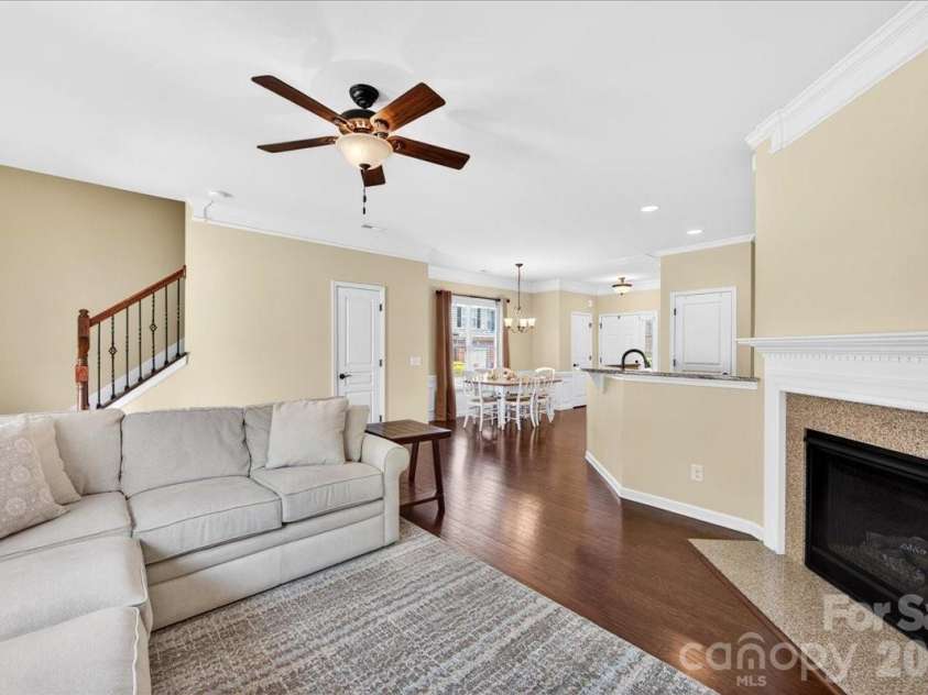 6453 Silver Star Lane, Charlotte, NC 28210.  MLS# CAR4374922, YatesRealty ID 19358. 