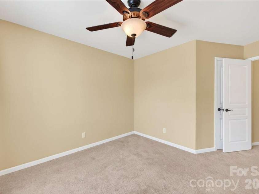 6453 Silver Star Lane, Charlotte, NC 28210.  MLS# CAR4374922, YatesRealty ID 19358. 