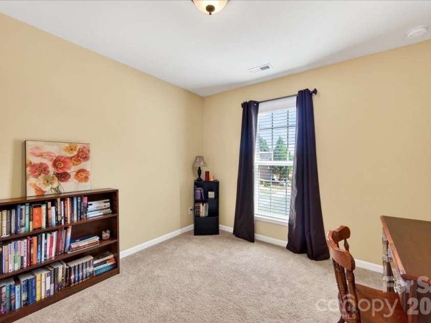 6453 Silver Star Lane, Charlotte, NC 28210.  MLS# CAR4374922, YatesRealty ID 19358. 