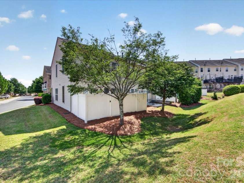6453 Silver Star Lane, Charlotte, NC 28210.  MLS# CAR4374922, YatesRealty ID 19358. 