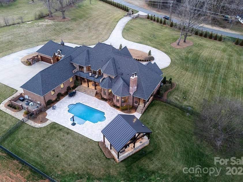 3200 Beaty Road, Gastonia, NC 28056.  MLS# CAR4233410, YatesRealty ID 1936. 