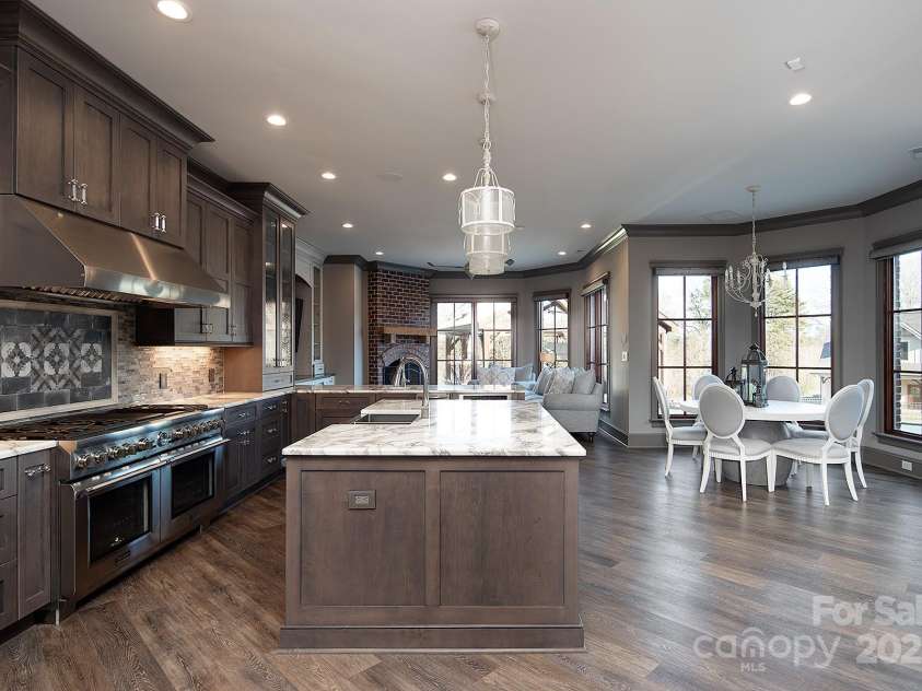 3200 Beaty Road, Gastonia, NC 28056.  MLS# CAR4233410, YatesRealty ID 1936. Kitchen