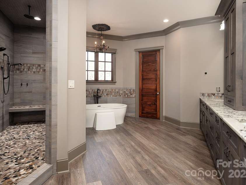 3200 Beaty Road, Gastonia, NC 28056.  MLS# CAR4233410, YatesRealty ID 1936. Primary Bath