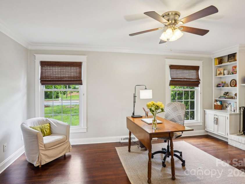 3918 Rea Road, Charlotte, NC 28226.  MLS# CAR4254640, YatesRealty ID 19360. 