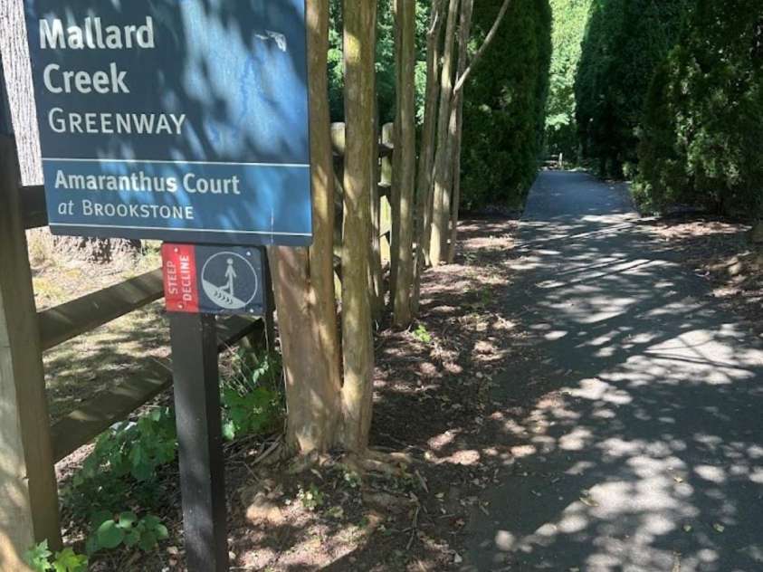 3905 Farlow Road, Charlotte, NC 28269.  MLS# CAR4238350, YatesRealty ID 19361. Easy Access to Mallard Creek Greenway