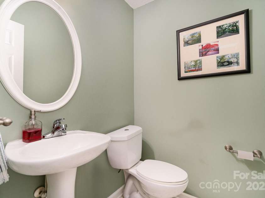 3905 Farlow Road, Charlotte, NC 28269.  MLS# CAR4238350, YatesRealty ID 19361. Half BathDownstairs