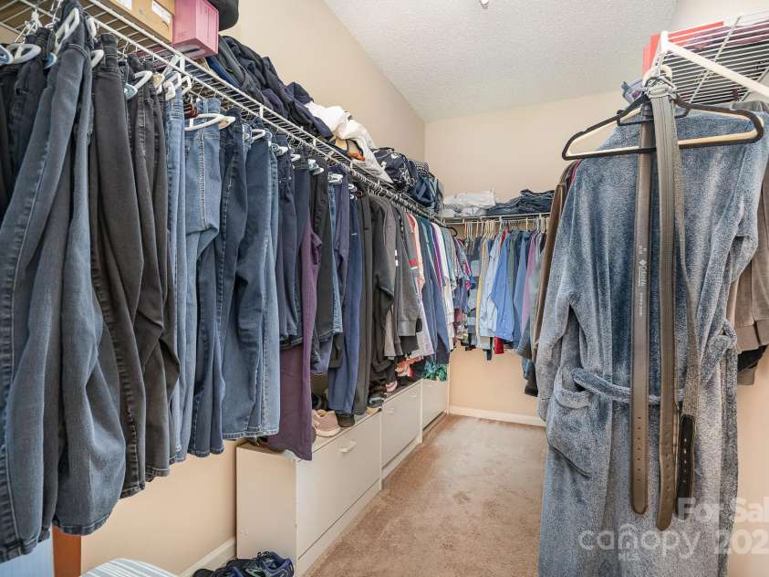 3905 Farlow Road, Charlotte, NC 28269.  MLS# CAR4238350, YatesRealty ID 19361. Walk In Closet