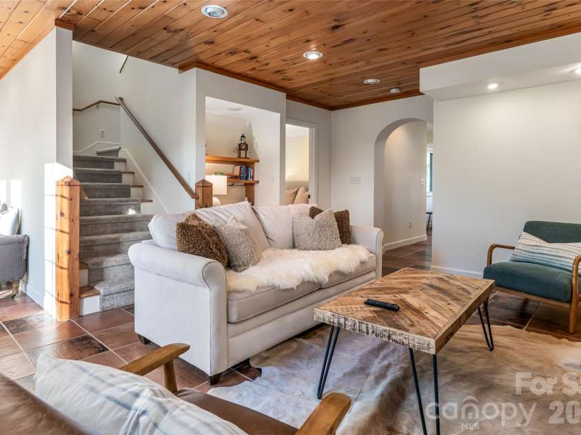 10 and 12 Dogwood Hills Lane, Weaverville, NC 28787.  MLS# CAR4374354, YatesRealty ID 19362. Guest House Living Room