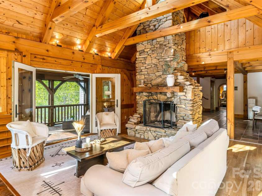 10 and 12 Dogwood Hills Lane, Weaverville, NC 28787.  MLS# CAR4374354, YatesRealty ID 19362. Living Room